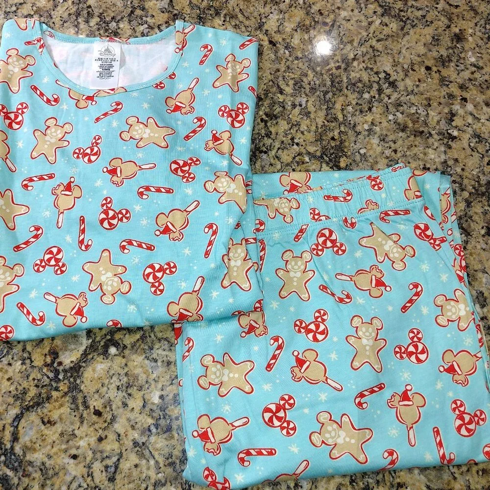 Disney Mickey Holiday Treats Christmas Pajama Set Womens NWT - Picture 6 of 7